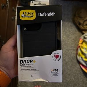 Otter box pro defender iPhone 13 Pro Max